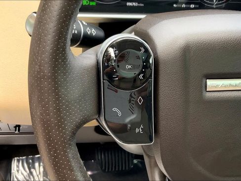 Used 2018 Land Rover Range Rover Sport HSE AWD/4WD image 22
