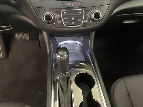 Used 2020 Chevrolet Malibu LT image 21