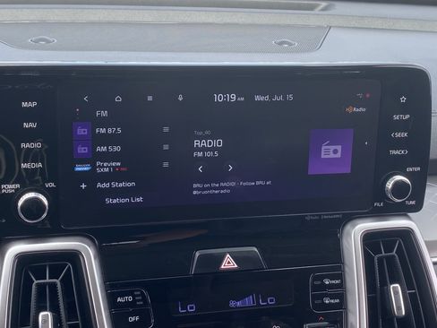 Certified 2022 Kia Sorento S FWD image 24