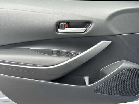 Used 2021 Toyota Corolla SE image 15