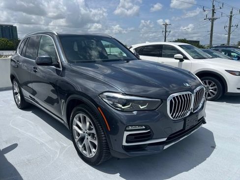 Used 2021 BMW X5 xDrive40i w/ Premium Package 2 AWD/4WD image 3