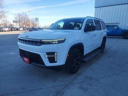 New 2026 Jeep Grand Wagoneer Limited image 3