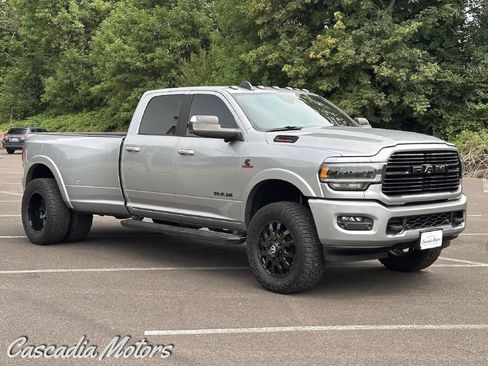 Used 2022 RAM 3500 Laramie AWD/4WD image 1