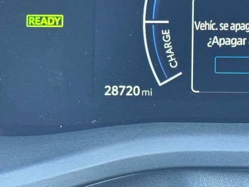 Used 2025 Toyota Camry SE w/ Convenience Package AWD/4WD image 28