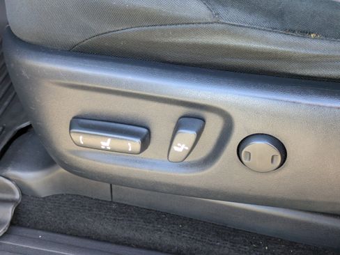 Used 2018 Toyota 4Runner SR5 image 20