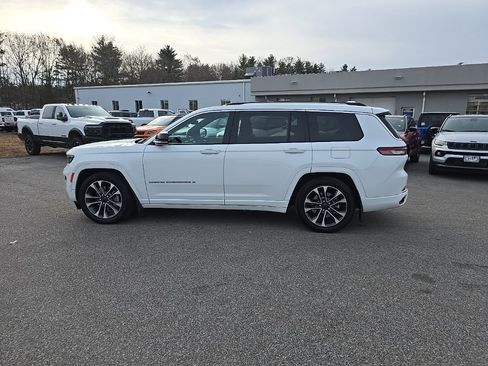 Certified 2022 Jeep Grand Cherokee L Overland image 4