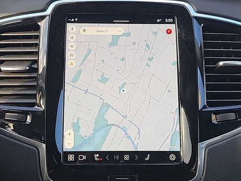 Used 2023 Volvo XC90 B5 Plus w/ Protection Package Premier image 7