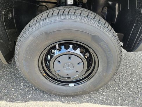 New 2025 Mercedes-Benz Sprinter 2500 image 19