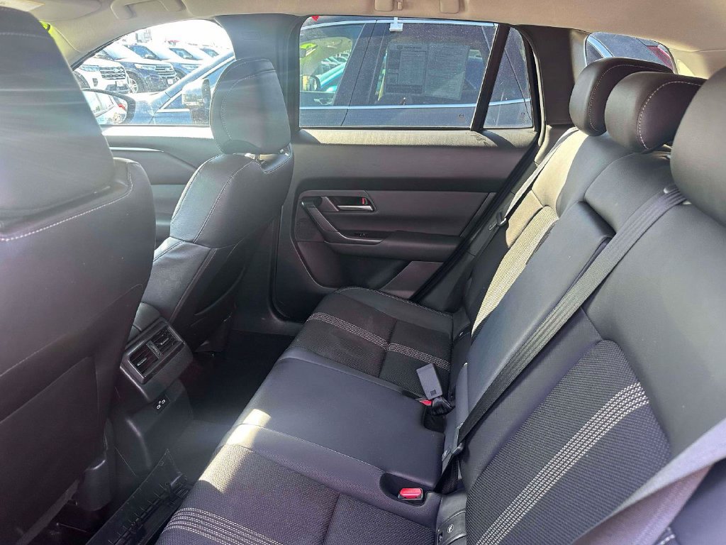 Used 2025 MAZDA CX-50 AWD 2.5 S w/ Preferred Package image 10