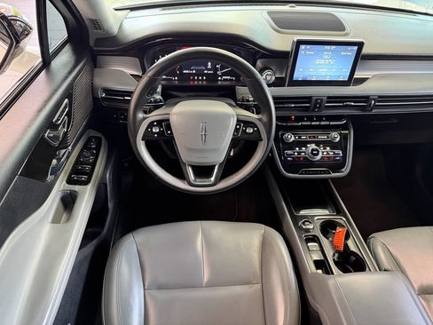 Used 2022 Lincoln Corsair FWD image 13
