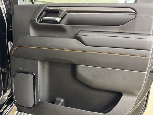 Used 2024 GMC Sierra 2500 AT4 w/ AT4 Premium Plus Package image 25