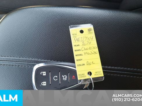 Used 2024 Chevrolet Malibu LT FWD image 17
