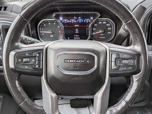Used 2021 GMC Sierra 1500 Denali w/ Denali Premium Package AWD/4WD image 17