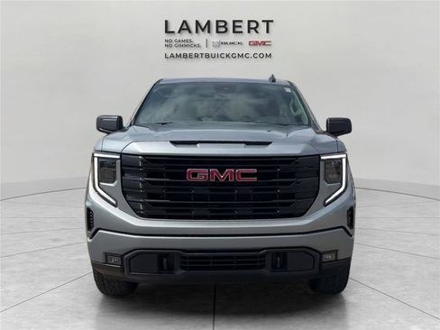 New 2026 GMC Sierra 1500 Elevation image 8