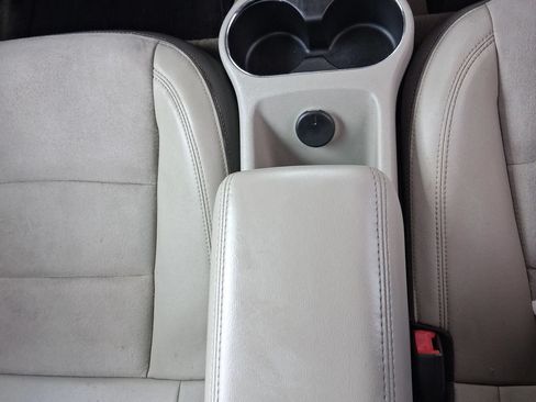 Used 2013 Chevrolet Volt Premium w/ Premium Trim Package FWD image 31