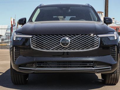 New 2026 Volvo XC90 B6 Plus w/ Protection Package