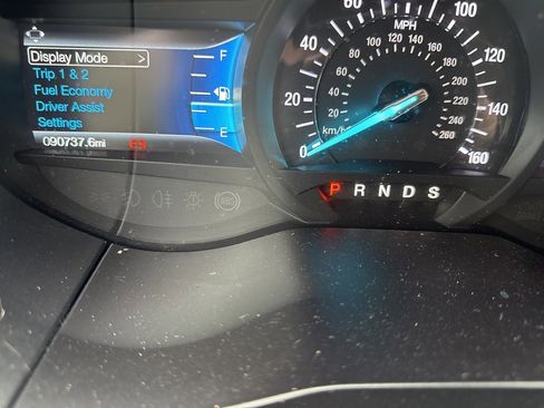 Used 2018 Ford Edge Titanium w/ Technology Package image 13