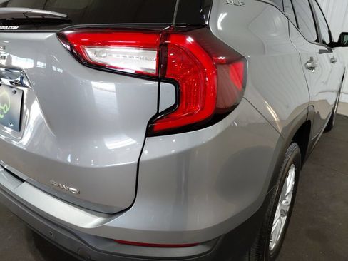 Certified 2023 GMC Terrain SLE w/ Driver Convenience Package AWD/4WD image 15