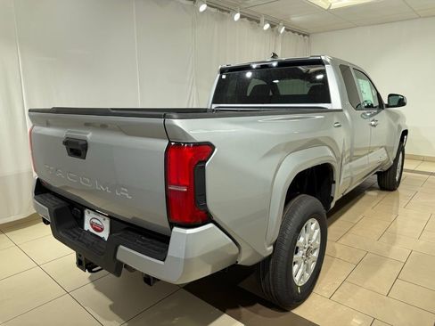 New 2026 Toyota Tacoma 2WD Xtracab image 5