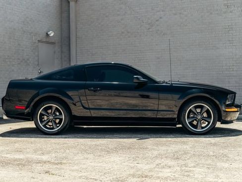 Used 2008 Ford Mustang GT Premium RWD image 10