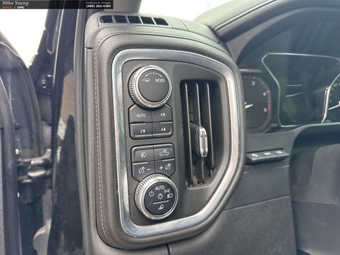 Certified 2022 GMC Sierra 2500 Denali w/ Denali Black Diamond Edition AWD/4WD image 21