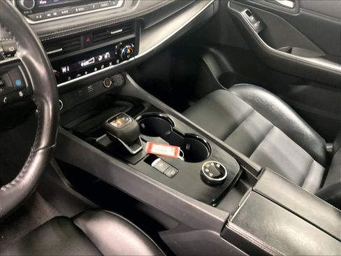 Certified 2023 Nissan Rogue SV w/ SV Premium B Package image 20