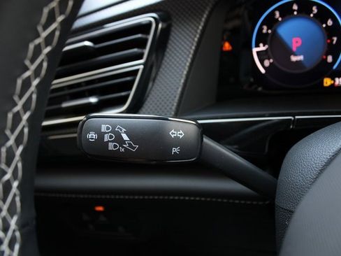 New 2025 Volkswagen Atlas Cross Sport SEL image 13