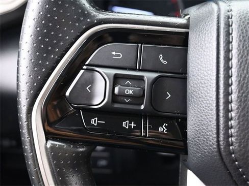 Used 2022 Toyota Tundra SR5 w/ SR5 Convenience Package image 19