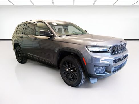 Used 2024 Jeep Grand Cherokee L Laredo AWD/4WD image 3