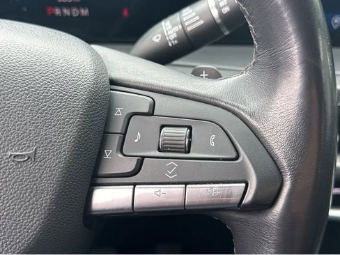 Certified 2024 Cadillac XT4 Premium Luxury FWD image 22