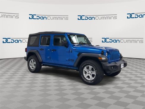 Used 2021 Jeep Wrangler Unlimited Sport image 2