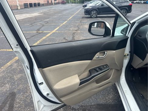 Used 2013 Honda Civic LX image 8