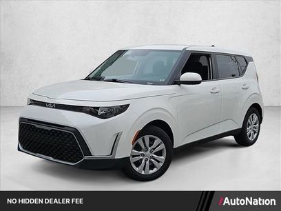 Used 2023 Kia Soul LX