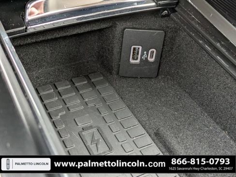 Used 2024 Lincoln Corsair Reserve w/ Equipment Group 201A image 21