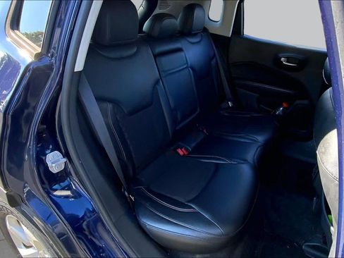 Used 2018 Jeep Compass Latitude AWD/4WD image 20