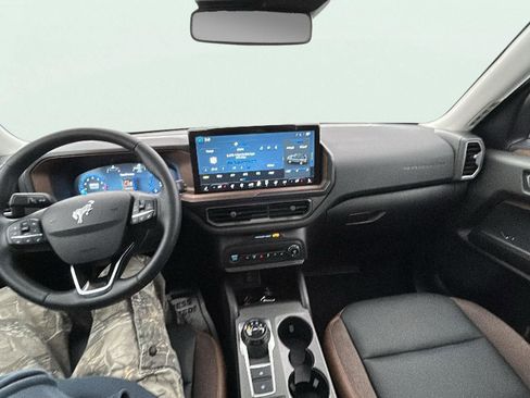 Certified 2025 Ford Bronco Sport Outer Banks w/ Outer Banks Tech Package+ image 11