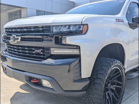 Used 2020 Chevrolet Silverado 1500 LT Trail Boss AWD/4WD image 12