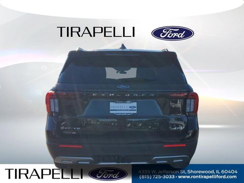 New 2026 Ford Explorer Active w/ Active Comfort Package image 4