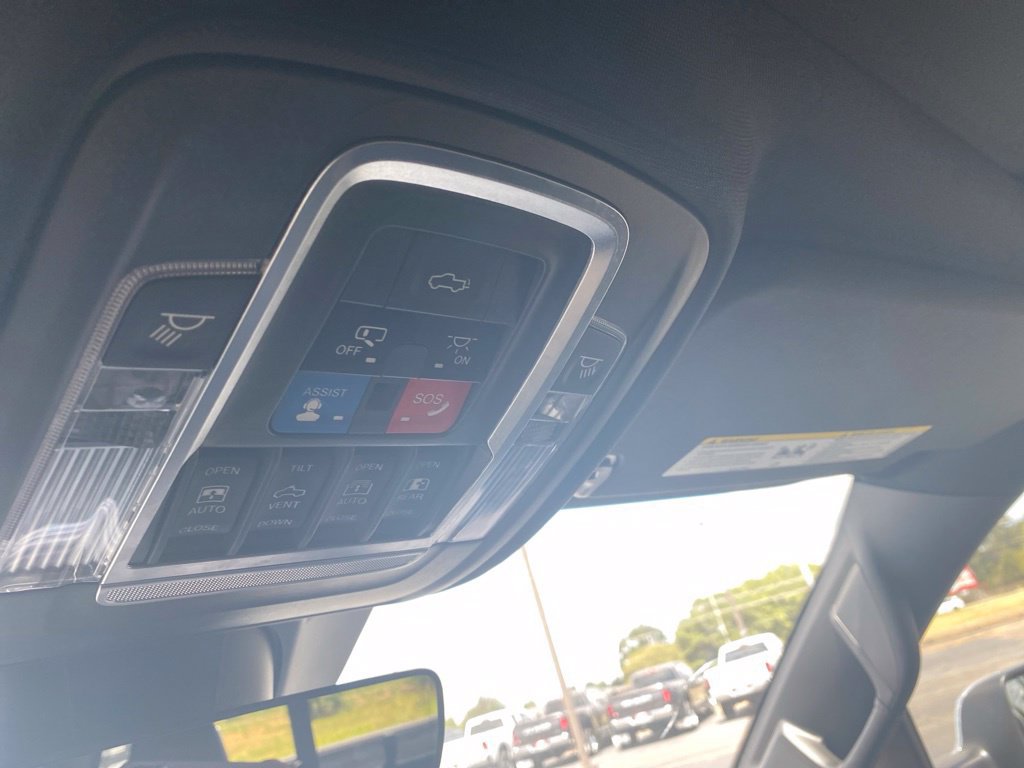 Used 2019 RAM 1500 Limited AWD/4WD image 22