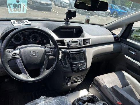 Used 2016 Honda Odyssey Touring image 12