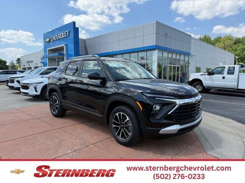 New 2026 Chevrolet TrailBlazer LT FWD image 1