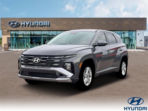 New 2026 Hyundai Tucson SE image 1