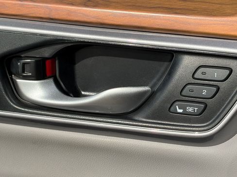 Used 2017 Honda CR-V EX-L image 17