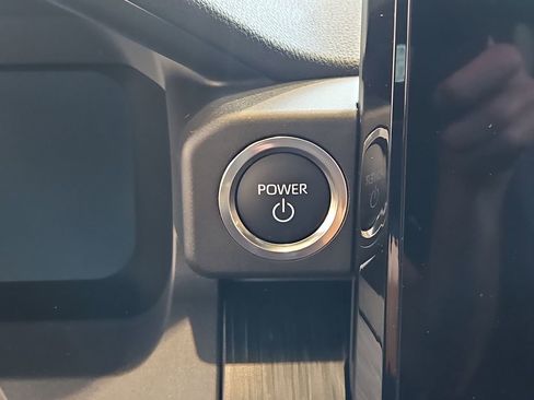 New 2026 Toyota 4Runner Platinum AWD/4WD image 15