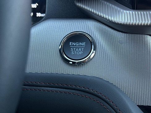 New 2026 Ford Explorer Active image 21