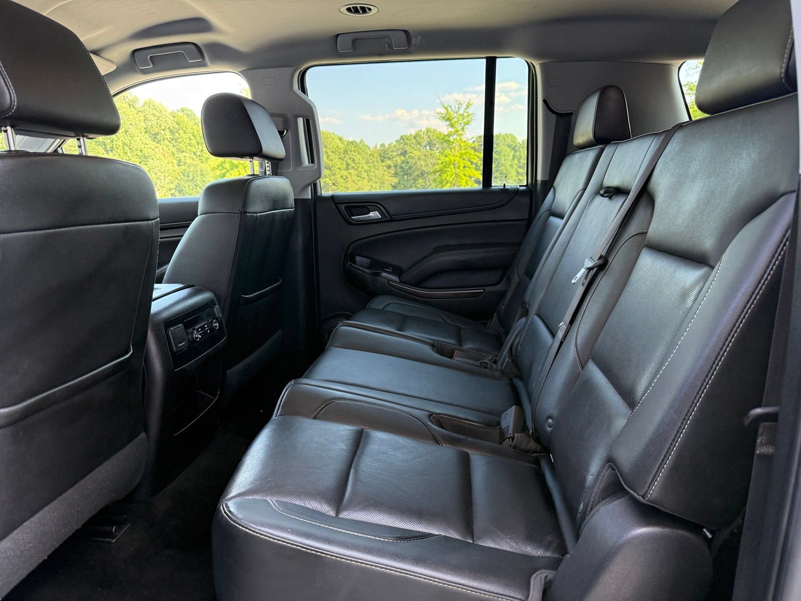 Used 2018 GMC Yukon XL SLT AWD/4WD image 37