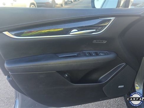 Used 2022 Cadillac XT5 Premium Luxury image 8