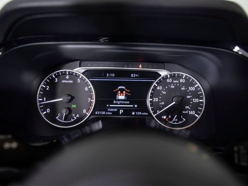 Used 2023 Nissan Pathfinder SL w/ SL Premium Package FWD image 27