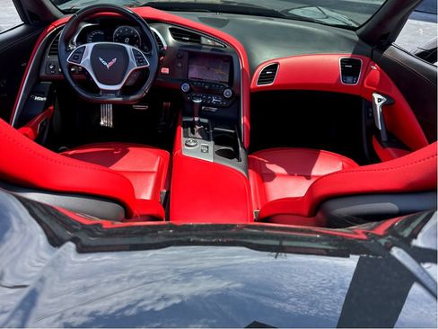 Used 2016 Chevrolet Corvette Z06 w/ 3LZ Preferred Equipment Group RWD image 13