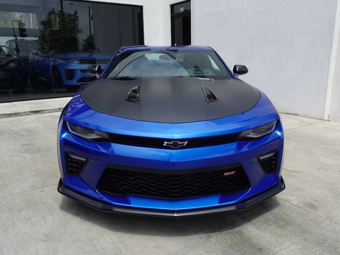 Used 2017 Chevrolet Camaro SS RWD image 2